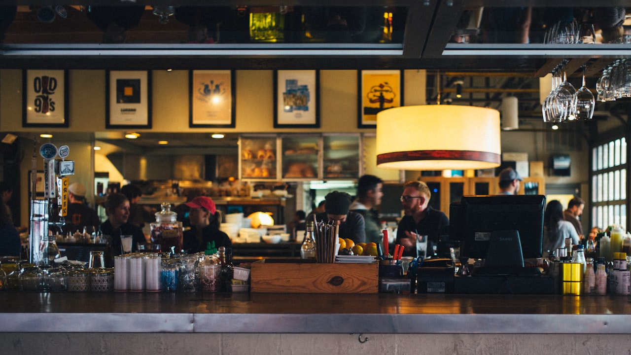 What is an electric cafe racer bike?