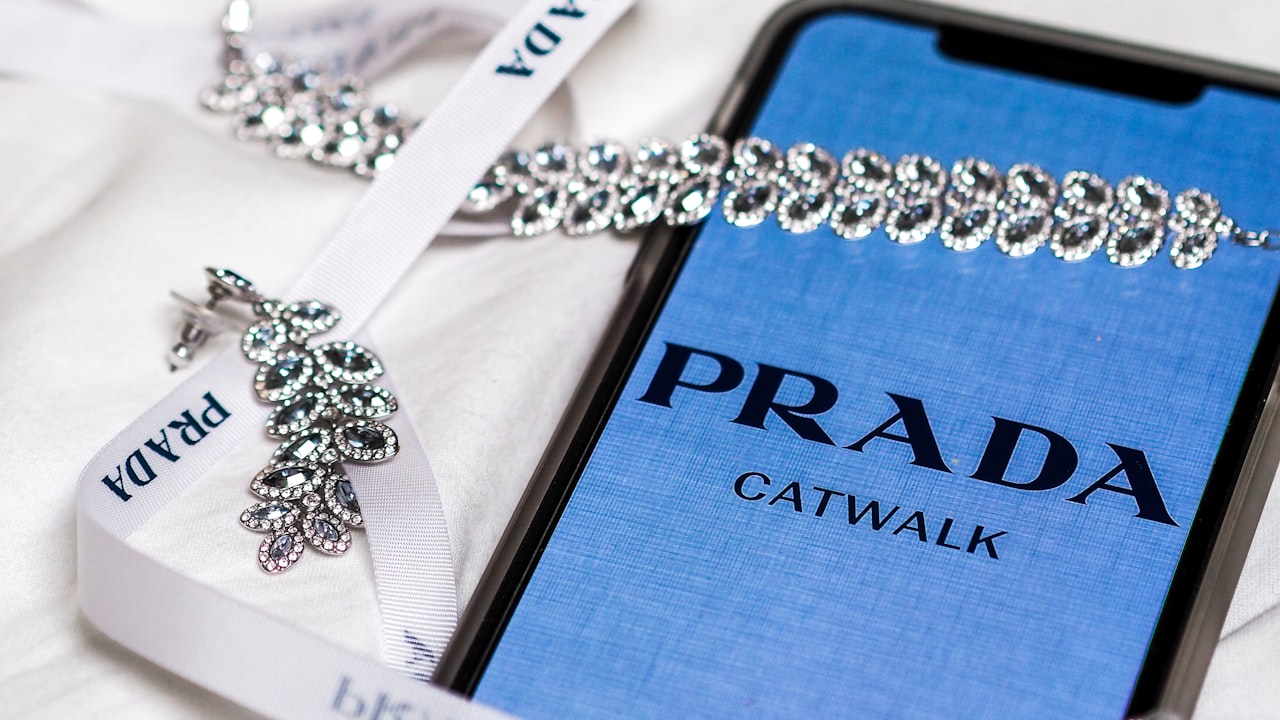 Why Do Men Wear Jewelry Like Dangle Earrings For Men